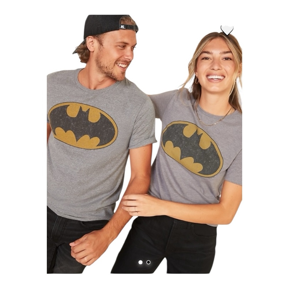 Old Navy Gray Graphic Tee